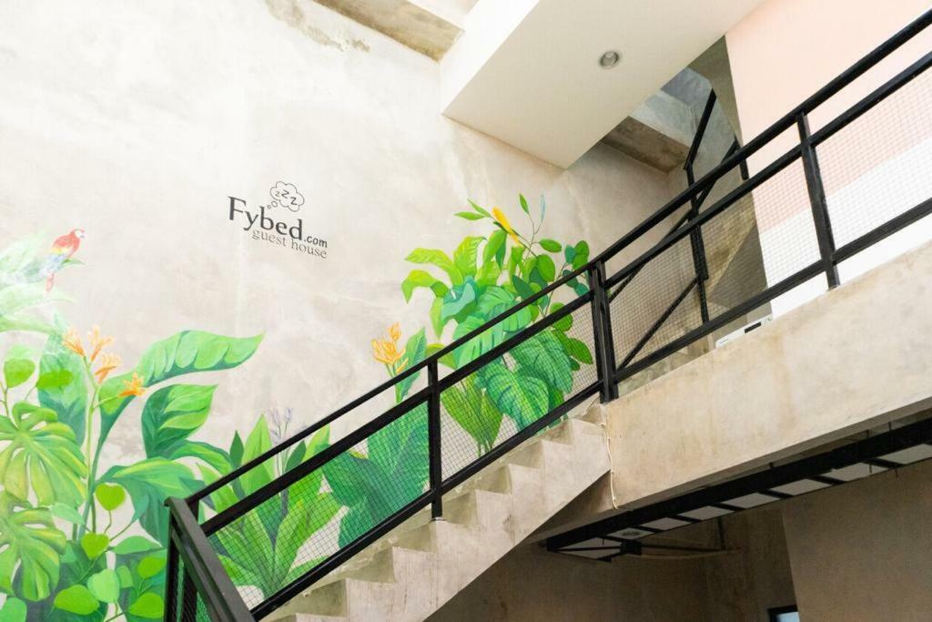 Aparthotel Fybed Semarang Exterior foto