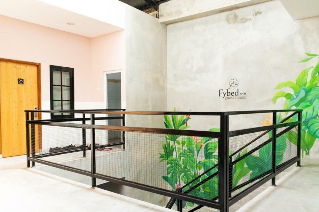 Aparthotel Fybed Semarang Exterior foto